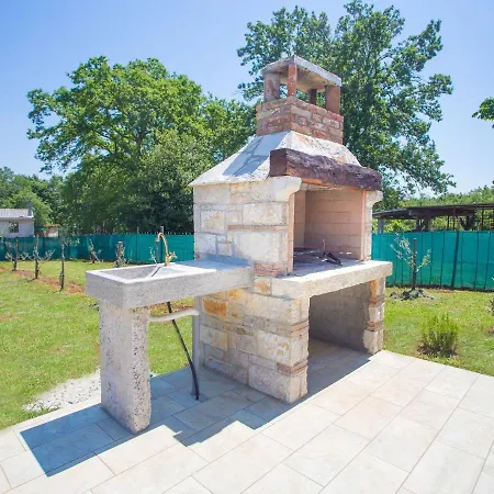 Roofed In Istria With Private Pool Rajki